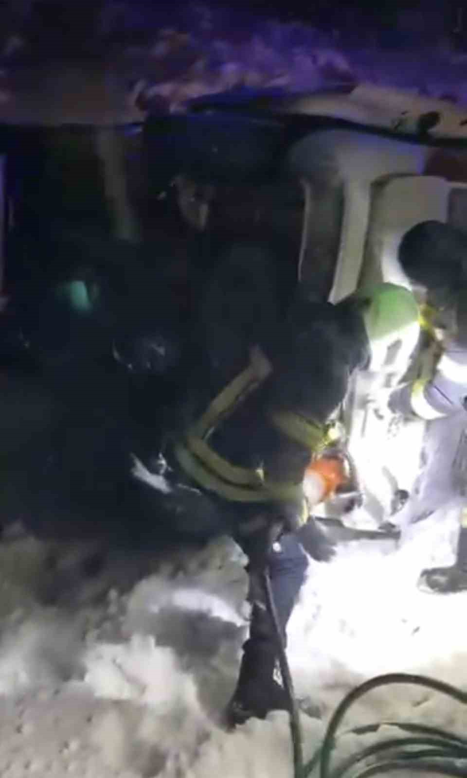 Yahyalı'da araç şarampole yuvarlandı: 4 yaralı