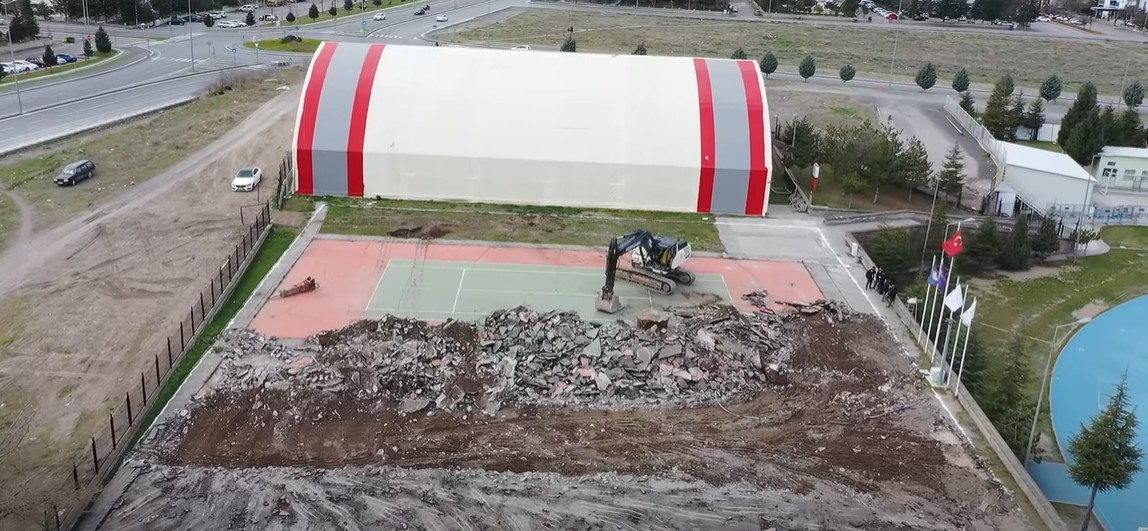 Kayseri’ye yeni kapalı tenis kortları yapılıyor