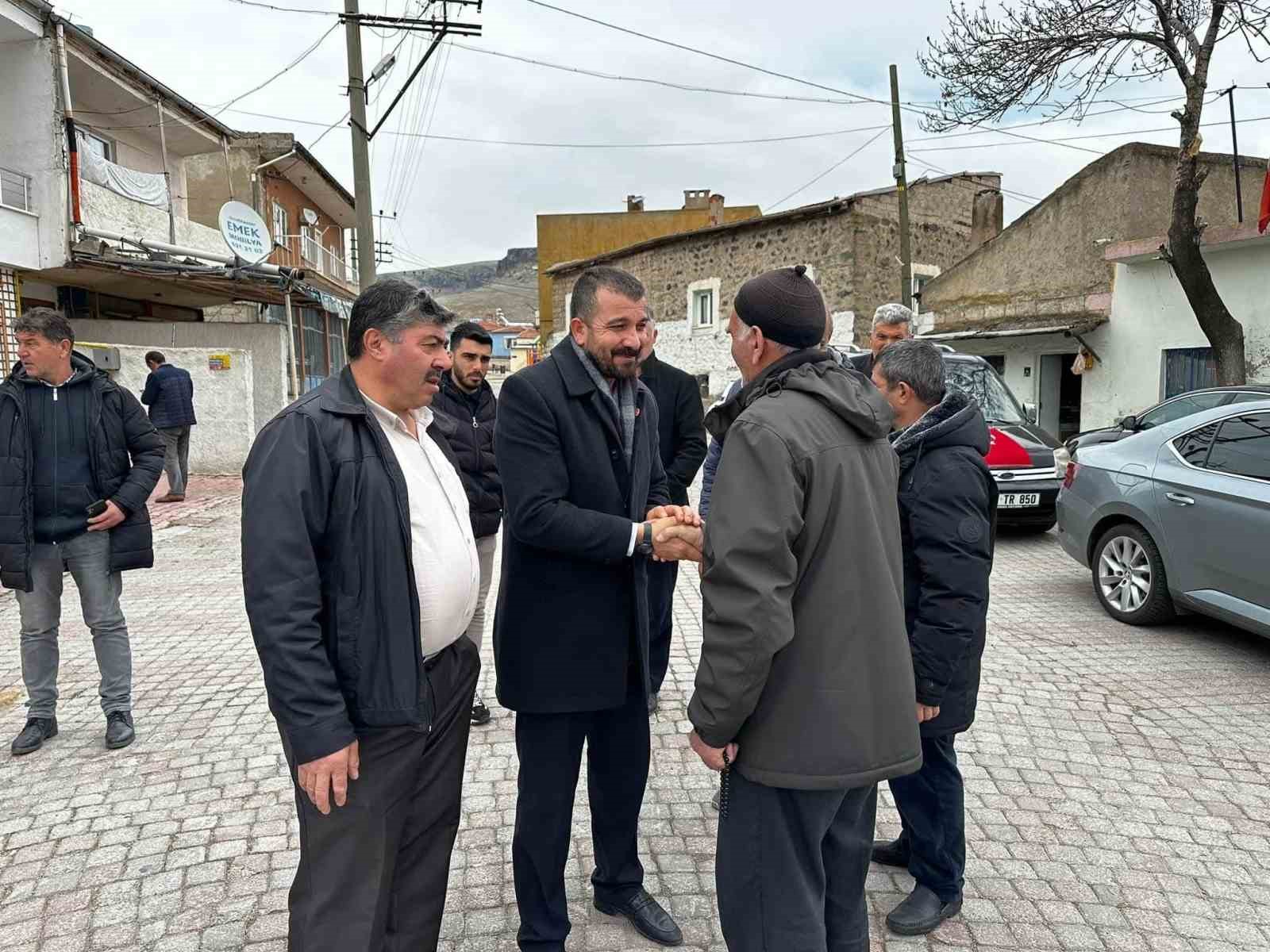 Adem Şengül’e ‘protokol’ tepkisi